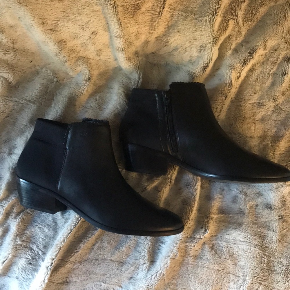 Black Jack Rogers Ankle Boots NWOT - Picture 2 of 5